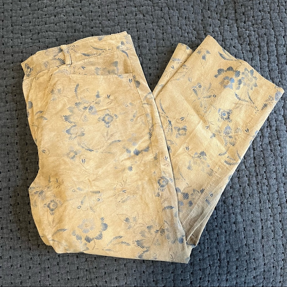 Patterned Suede Pants ✨✨